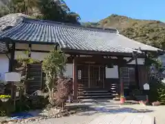 真興寺の本殿