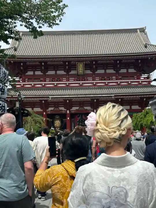 浅草寺の{uncategorized: "未分類", other: "その他", undefined: "問題あり", building: "その他建物", grave: "お墓", sacred_gate: "鳥居", guardian: "狛犬", statue: "像", buddha: "仏像", history: "歴史", nature: "自然", garden: "庭園", animal: "動物", pagoda: "塔", temizu: "手水舎", mountain_gate: "山門・神門", sanctuary: "本殿・本堂", subordinate: "末社・摂社", art: "芸術", scenery: "景色", jizo: "地蔵", ema: "絵馬", goshuin: "御朱印", omikuji: "おみくじ", items: "授与品その他", amulet: "お守り", goshuincho: "御朱印帳", eats: "食事", festival: "お祭り", votive_dance: "神楽", shichigosan: "七五三参", wedding: "結婚式", experience: "体験その他", initially: "初詣", around: "周辺", anti_infection: "感染症対策"}