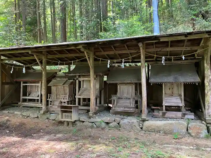 白山神社の末社・摂社