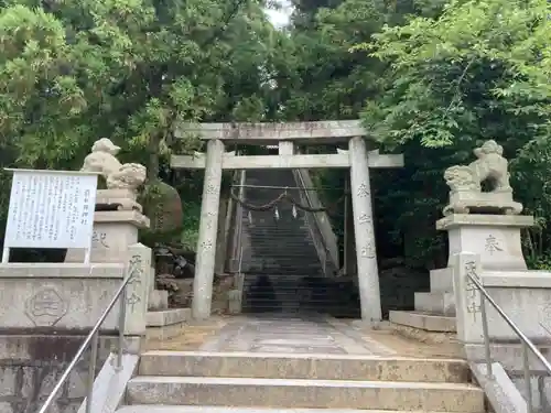  貴布祢神社の鳥居