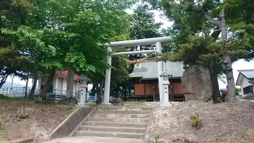 八幡神社の鳥居