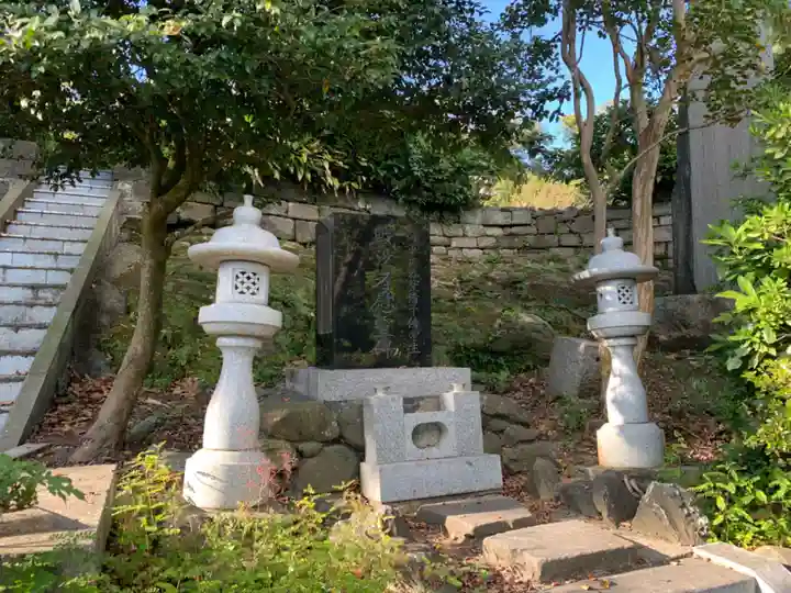 鷹之島弁財天閣(千葉県)