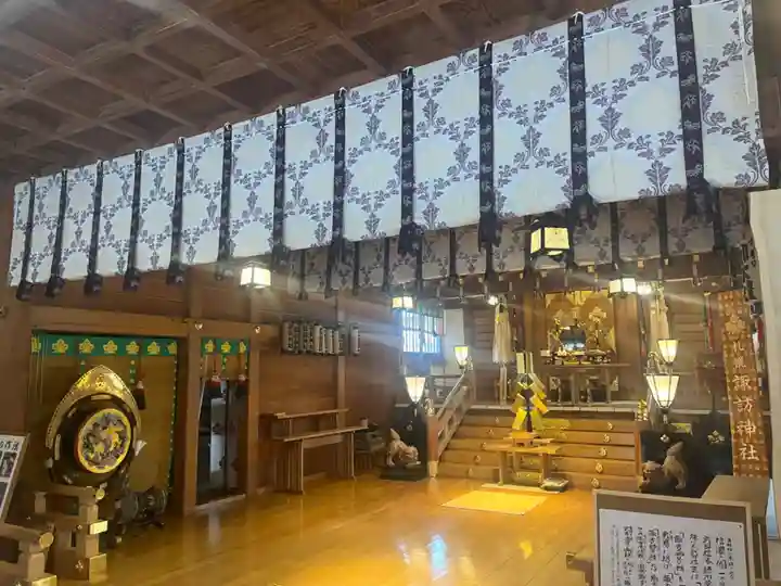札幌諏訪神社の本殿・本堂