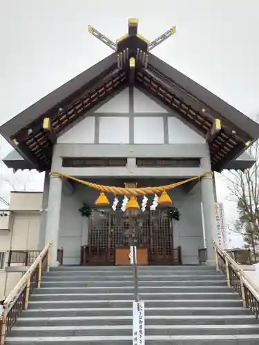 西岡八幡宮の本殿