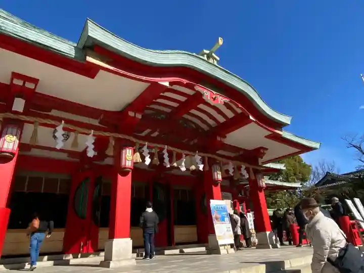 富岡八幡宮の{uncategorized: "未分類", other: "その他", undefined: "問題あり", building: "その他建物", grave: "お墓", sacred_gate: "鳥居", guardian: "狛犬", statue: "像", buddha: "仏像", history: "歴史", nature: "自然", garden: "庭園", animal: "動物", pagoda: "塔", temizu: "手水舎", mountain_gate: "山門・神門", sanctuary: "本殿・本堂", subordinate: "末社・摂社", art: "芸術", scenery: "景色", jizo: "地蔵", ema: "絵馬", goshuin: "御朱印", omikuji: "おみくじ", items: "授与品その他", amulet: "お守り", goshuincho: "御朱印帳", eats: "食事", festival: "お祭り", votive_dance: "神楽", shichigosan: "七五三参", wedding: "結婚式", experience: "体験その他", initially: "初詣", around: "周辺", anti_infection: "感染症対策"}