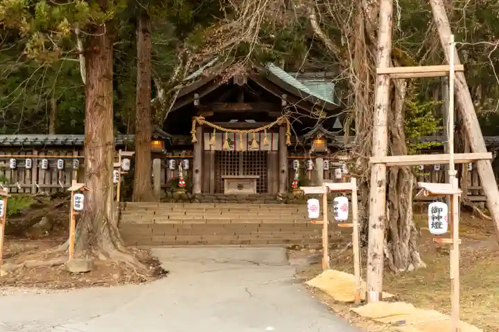 諏訪大社上社前宮(長野県)