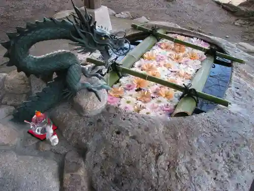 立志神社の手水舎