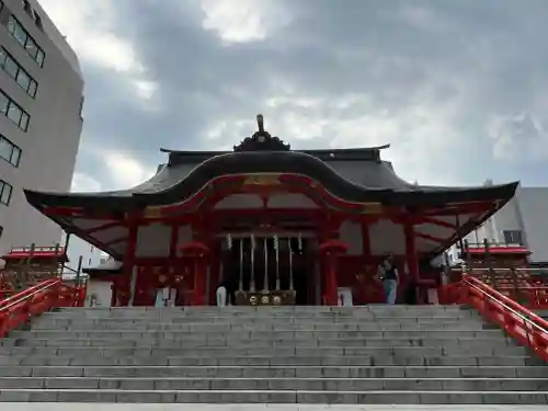 花園神社の本殿・本堂