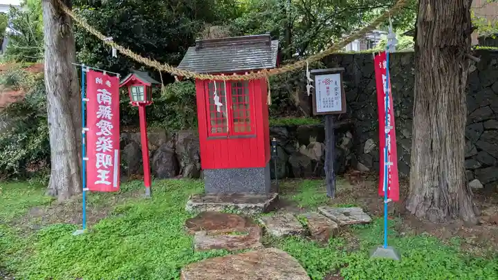 旧八幡宮の末社・摂社