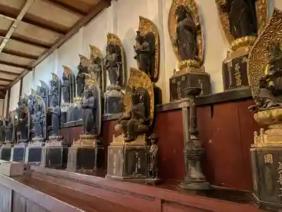 地蔵寺奥の院　五百羅漢堂(徳島県)