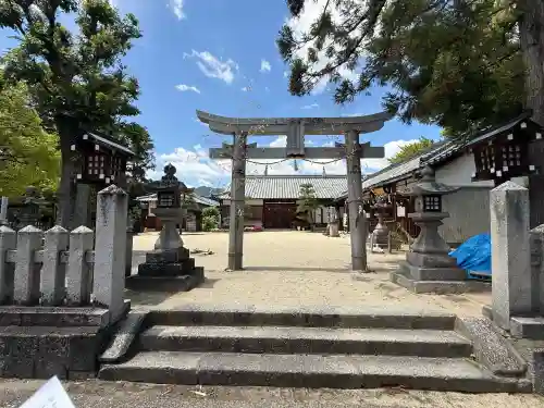 調田坐一事尼古神社の{uncategorized: "未分類", other: "その他", undefined: "問題あり", building: "その他建物", grave: "お墓", sacred_gate: "鳥居", guardian: "狛犬", statue: "像", buddha: "仏像", history: "歴史", nature: "自然", garden: "庭園", animal: "動物", pagoda: "塔", temizu: "手水舎", mountain_gate: "山門・神門", sanctuary: "本殿・本堂", subordinate: "末社・摂社", art: "芸術", scenery: "景色", jizo: "地蔵", ema: "絵馬", goshuin: "御朱印", omikuji: "おみくじ", items: "授与品その他", amulet: "お守り", goshuincho: "御朱印帳", eats: "食事", festival: "お祭り", votive_dance: "神楽", shichigosan: "七五三参", wedding: "結婚式", experience: "体験その他", initially: "初詣", around: "周辺", anti_infection: "感染症対策"}