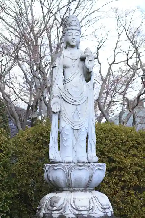 龍泉寺の{uncategorized: "未分類", other: "その他", undefined: "問題あり", building: "その他建物", grave: "お墓", sacred_gate: "鳥居", guardian: "狛犬", statue: "像", buddha: "仏像", history: "歴史", nature: "自然", garden: "庭園", animal: "動物", pagoda: "塔", temizu: "手水舎", mountain_gate: "山門・神門", sanctuary: "本殿・本堂", subordinate: "末社・摂社", art: "芸術", scenery: "景色", jizo: "地蔵", ema: "絵馬", goshuin: "御朱印", omikuji: "おみくじ", items: "授与品その他", amulet: "お守り", goshuincho: "御朱印帳", eats: "食事", festival: "お祭り", votive_dance: "神楽", shichigosan: "七五三参", wedding: "結婚式", experience: "体験その他", initially: "初詣", around: "周辺", anti_infection: "感染症対策"}