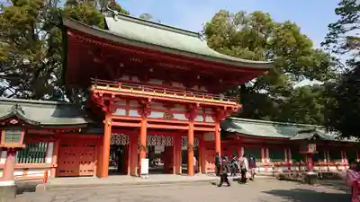 武蔵一宮氷川神社の山門・神門