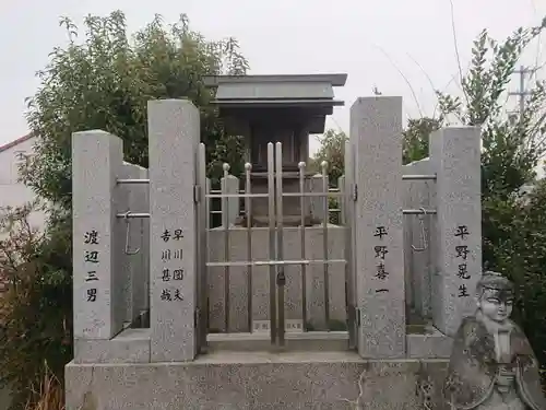 覚明山（覚明堂）の末社・摂社