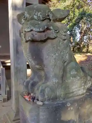 諏訪神社の狛犬