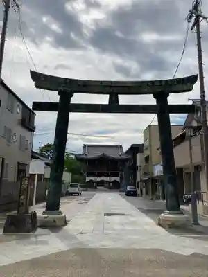 桑名宗社（春日神社）の鳥居