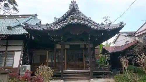 常在寺の本殿