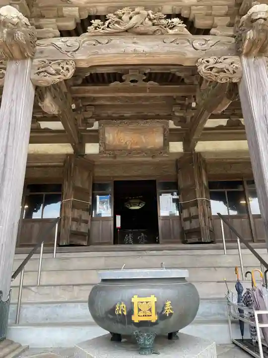 龍口寺の本殿・本堂