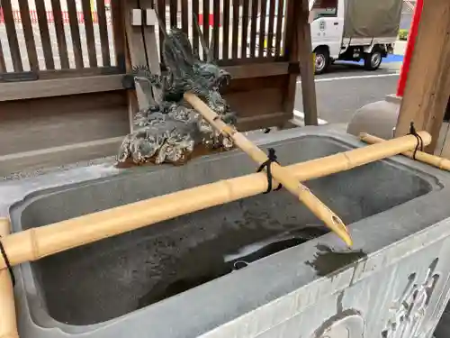 鷲神社の手水舎