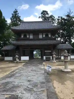 大照院の山門・神門