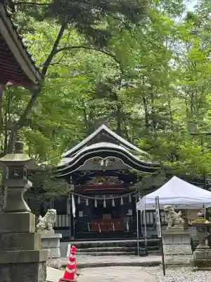 新屋山神社(山梨県)