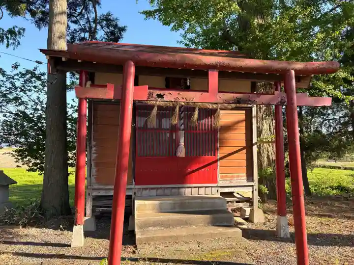 月山神社の{uncategorized: "未分類", other: "その他", undefined: "問題あり", building: "その他建物", grave: "お墓", sacred_gate: "鳥居", guardian: "狛犬", statue: "像", buddha: "仏像", history: "歴史", nature: "自然", garden: "庭園", animal: "動物", pagoda: "塔", temizu: "手水舎", mountain_gate: "山門・神門", sanctuary: "本殿・本堂", subordinate: "末社・摂社", art: "芸術", scenery: "景色", jizo: "地蔵", ema: "絵馬", goshuin: "御朱印", omikuji: "おみくじ", items: "授与品その他", amulet: "お守り", goshuincho: "御朱印帳", eats: "食事", festival: "お祭り", votive_dance: "神楽", shichigosan: "七五三参", wedding: "結婚式", experience: "体験その他", initially: "初詣", around: "周辺", anti_infection: "感染症対策"}