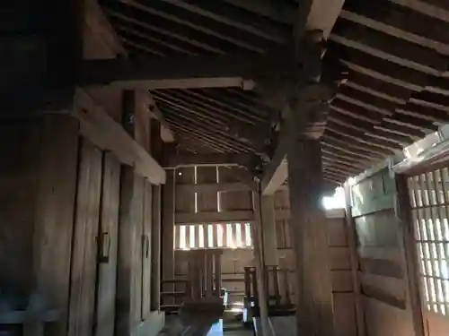 諏訪神社の本殿・本堂