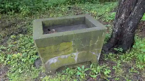 稲荷神社の手水舎