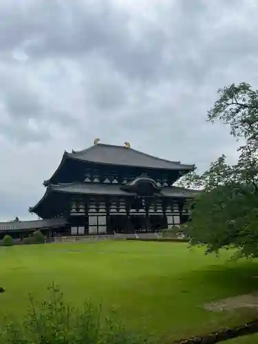 東大寺の{uncategorized: "未分類", other: "その他", undefined: "問題あり", building: "その他建物", grave: "お墓", sacred_gate: "鳥居", guardian: "狛犬", statue: "像", buddha: "仏像", history: "歴史", nature: "自然", garden: "庭園", animal: "動物", pagoda: "塔", temizu: "手水舎", mountain_gate: "山門・神門", sanctuary: "本殿・本堂", subordinate: "末社・摂社", art: "芸術", scenery: "景色", jizo: "地蔵", ema: "絵馬", goshuin: "御朱印", omikuji: "おみくじ", items: "授与品その他", amulet: "お守り", goshuincho: "御朱印帳", eats: "食事", festival: "お祭り", votive_dance: "神楽", shichigosan: "七五三参", wedding: "結婚式", experience: "体験その他", initially: "初詣", around: "周辺", anti_infection: "感染症対策"}