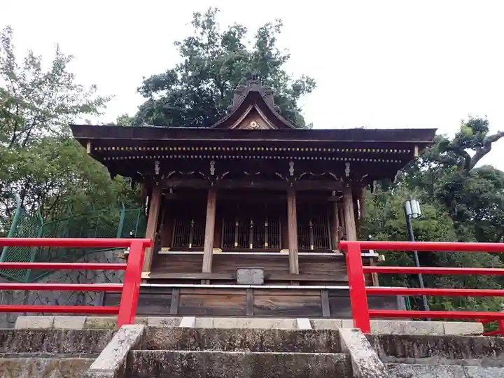 中山寺の本殿・本堂