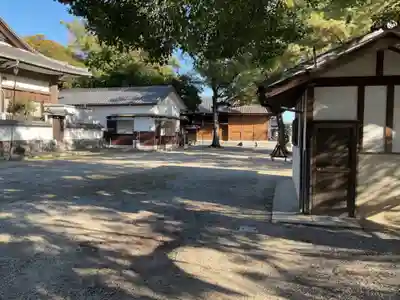 長草天神社の庭園
