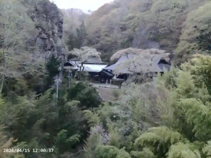 釋尊寺の{uncategorized: "未分類", other: "その他", undefined: "問題あり", building: "その他建物", grave: "お墓", sacred_gate: "鳥居", guardian: "狛犬", statue: "像", buddha: "仏像", history: "歴史", nature: "自然", garden: "庭園", animal: "動物", pagoda: "塔", temizu: "手水舎", mountain_gate: "山門・神門", sanctuary: "本殿・本堂", subordinate: "末社・摂社", art: "芸術", scenery: "景色", jizo: "地蔵", ema: "絵馬", goshuin: "御朱印", omikuji: "おみくじ", items: "授与品その他", amulet: "お守り", goshuincho: "御朱印帳", eats: "食事", festival: "お祭り", votive_dance: "神楽", shichigosan: "七五三参", wedding: "結婚式", experience: "体験その他", initially: "初詣", around: "周辺", anti_infection: "感染症対策"}