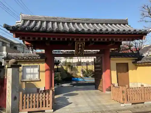 地蔵寺の山門