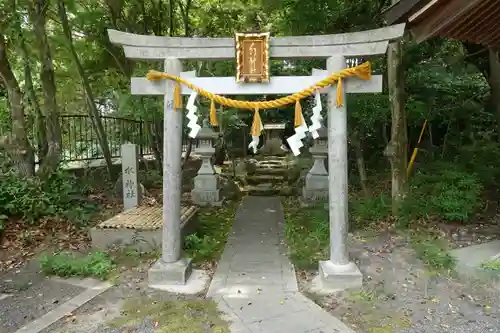 小野原春日神社の末社