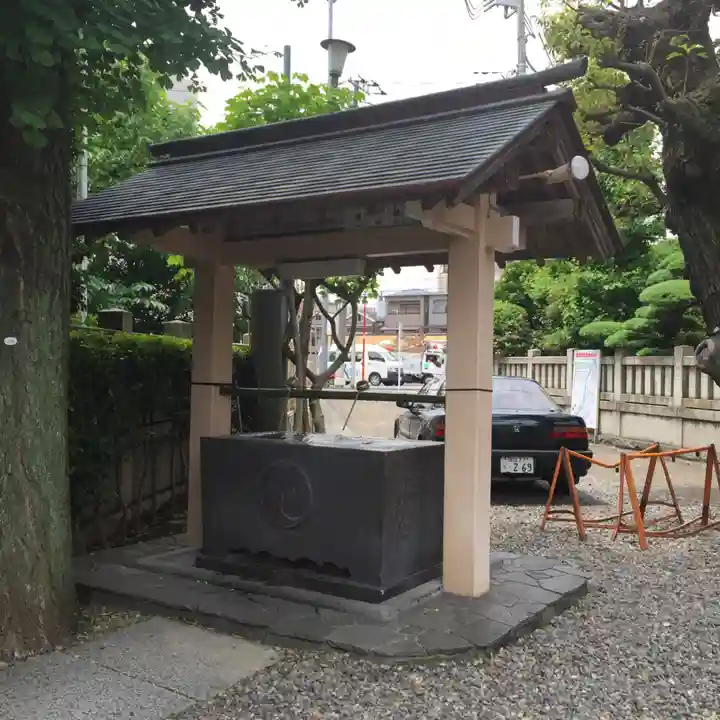 白鬚神社の手水舎