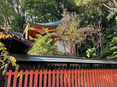 満足稲荷神社の本殿・本堂