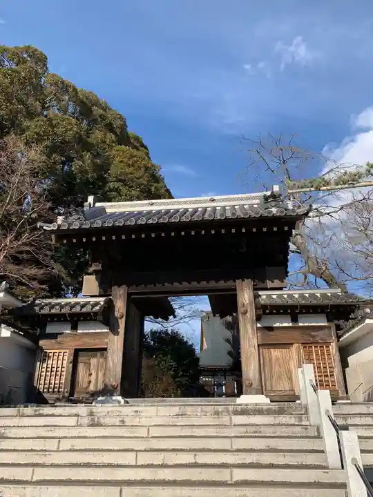 月山寺の山門・神門