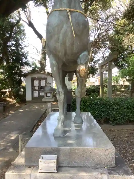 上地八幡宮の像