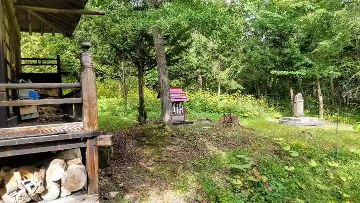豊田八幡神社の末社・摂社