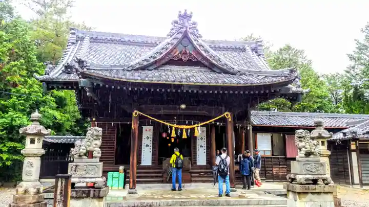 八柱神社の本殿・本堂
