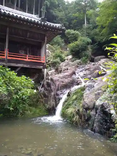 西法院の建物その他