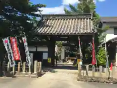 妙楽寺の山門