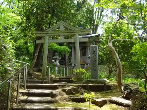 天台宗　長窪山　正覚寺の末社・摂社