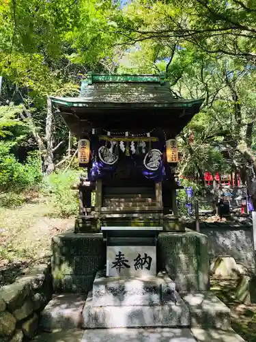 宮地嶽神社の末社・摂社