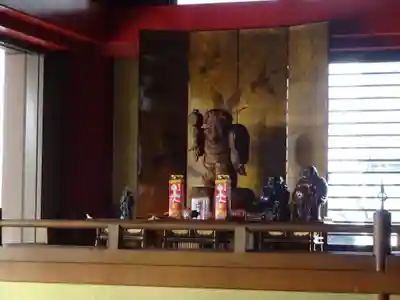 身代り不動尊(大明王院)の仏像