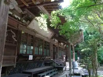 小松寺の本殿・本堂