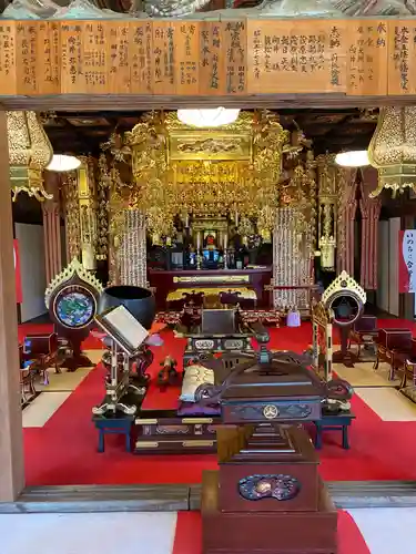 見法寺の本殿・本堂