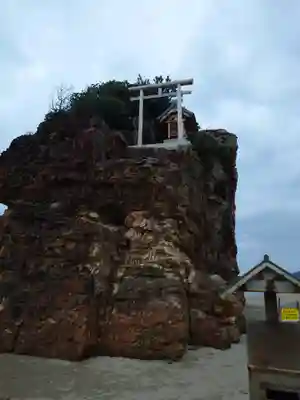 稲佐の浜　弁天島(島根県)
