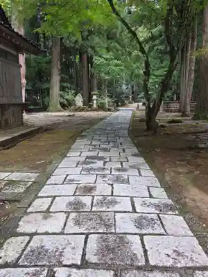 雄山神社中宮祈願殿(富山県)