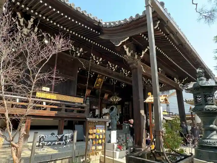 平等寺(因幡堂)の{uncategorized: "未分類", other: "その他", undefined: "問題あり", building: "その他建物", grave: "お墓", sacred_gate: "鳥居", guardian: "狛犬", statue: "像", buddha: "仏像", history: "歴史", nature: "自然", garden: "庭園", animal: "動物", pagoda: "塔", temizu: "手水舎", mountain_gate: "山門・神門", sanctuary: "本殿・本堂", subordinate: "末社・摂社", art: "芸術", scenery: "景色", jizo: "地蔵", ema: "絵馬", goshuin: "御朱印", omikuji: "おみくじ", items: "授与品その他", amulet: "お守り", goshuincho: "御朱印帳", eats: "食事", festival: "お祭り", votive_dance: "神楽", shichigosan: "七五三参", wedding: "結婚式", experience: "体験その他", initially: "初詣", around: "周辺", anti_infection: "感染症対策"}